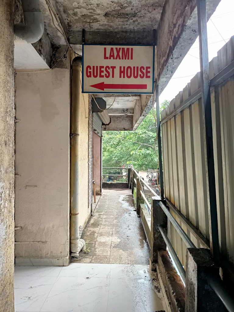 Laxmi Guest House Best Hotel Guest Top Guest House Top Family Rooms House In Vapi