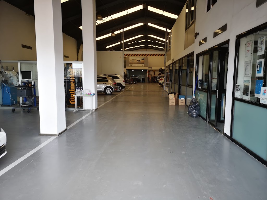 Talleres Ponciano Serpas S.L. — Interior