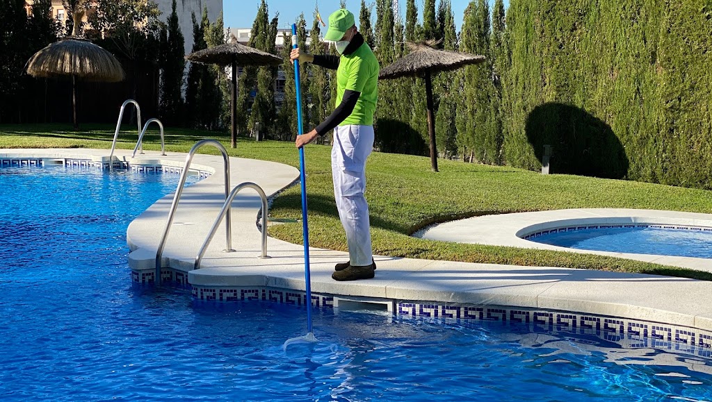 Clear & Clean, empresa de servicios