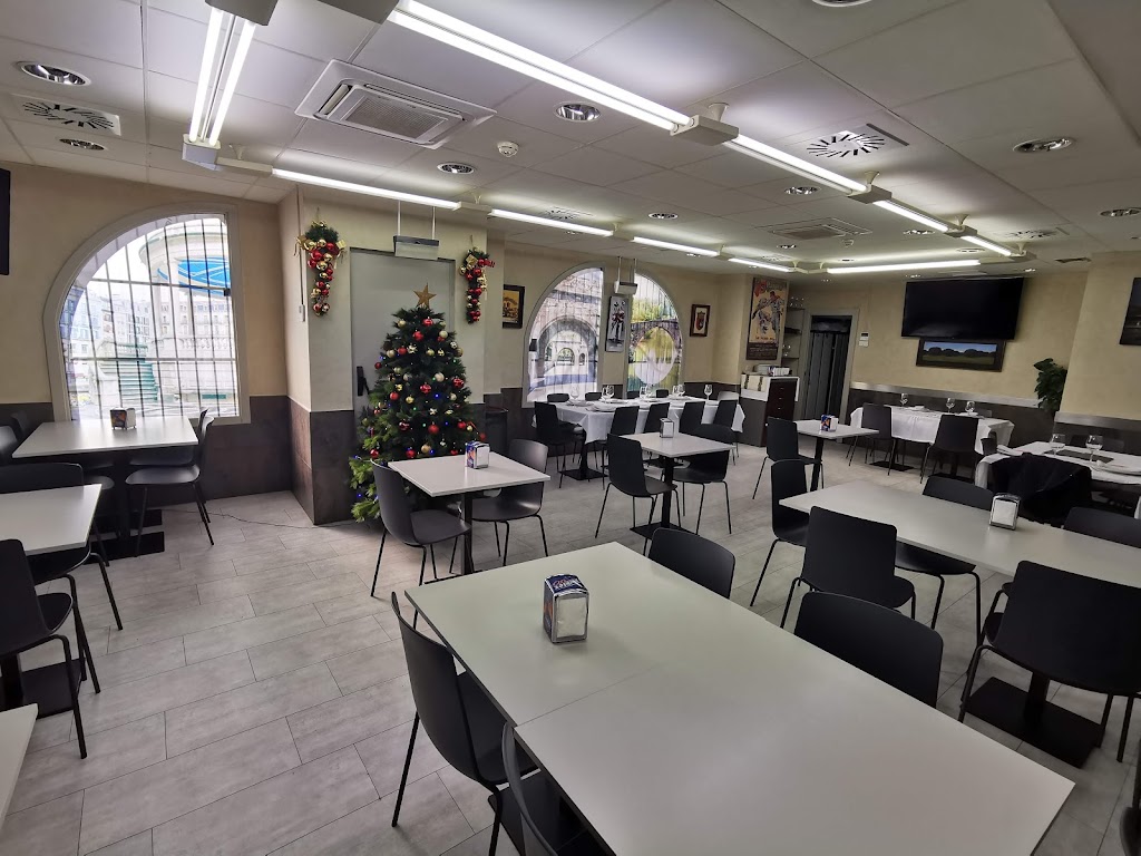 Restaurante Txikito — Ambiente
