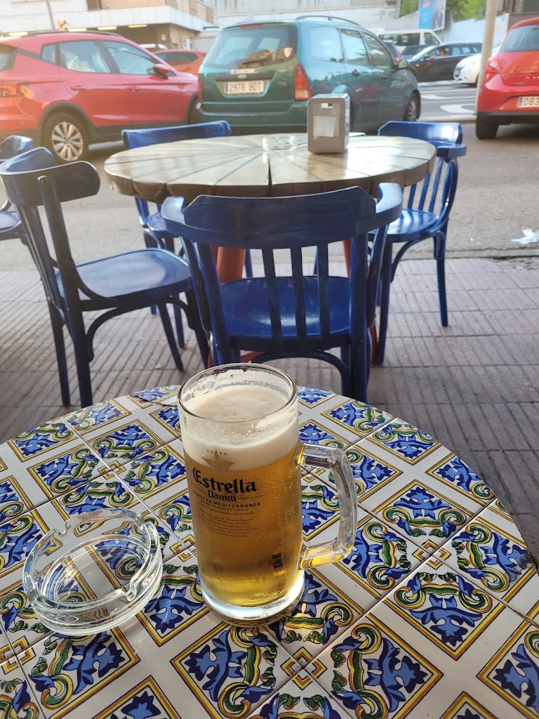 Bar-Bodega El Cid — Comida y bebida