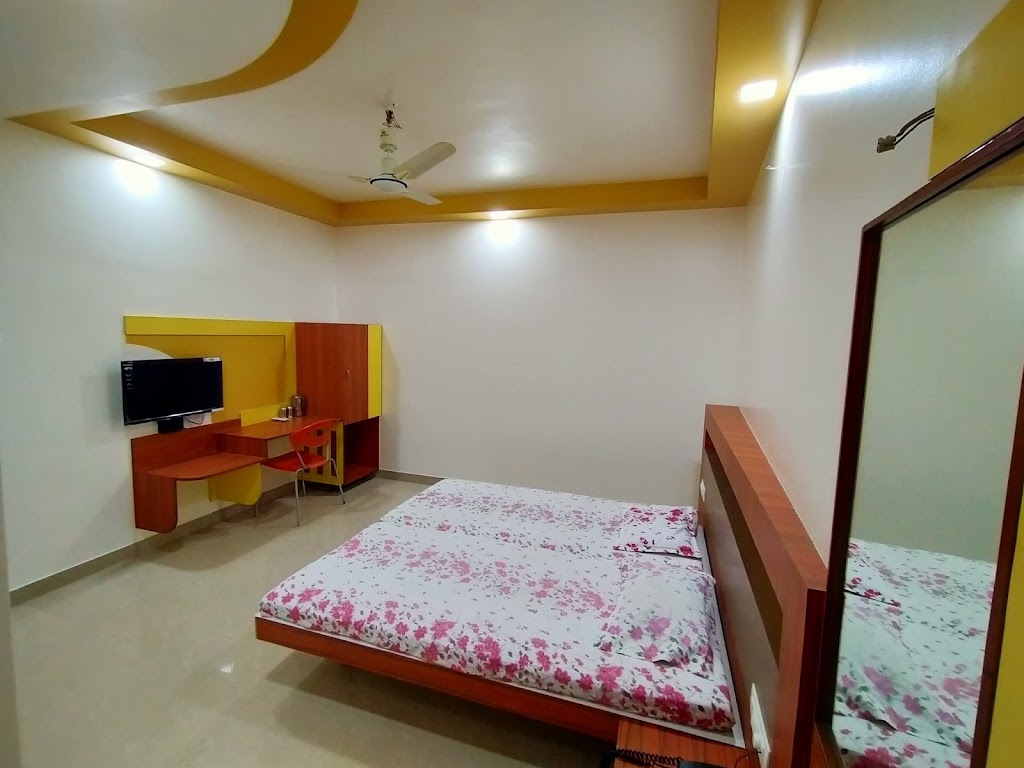 Hotel Aditya Lodge