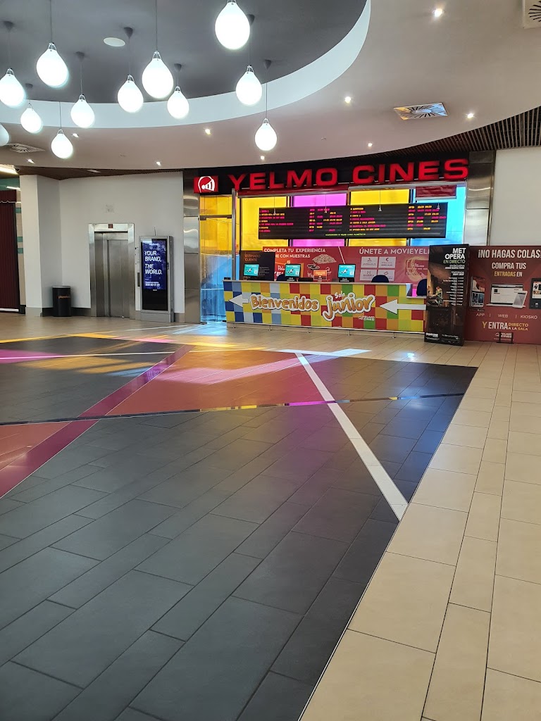 Cine Yelmo Planetocio Villalba