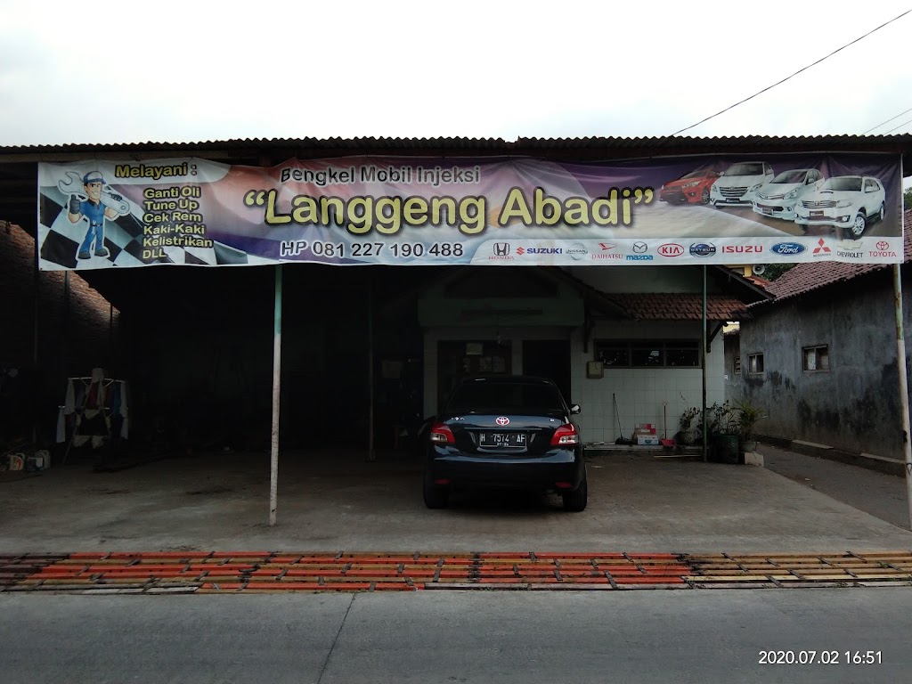 Bengkel Mobil Langgeng Abadi