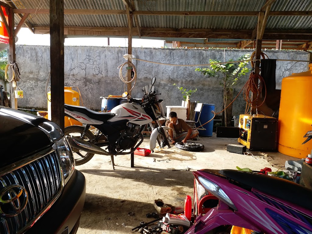 Bengkel Mobil Pakdhe Warto