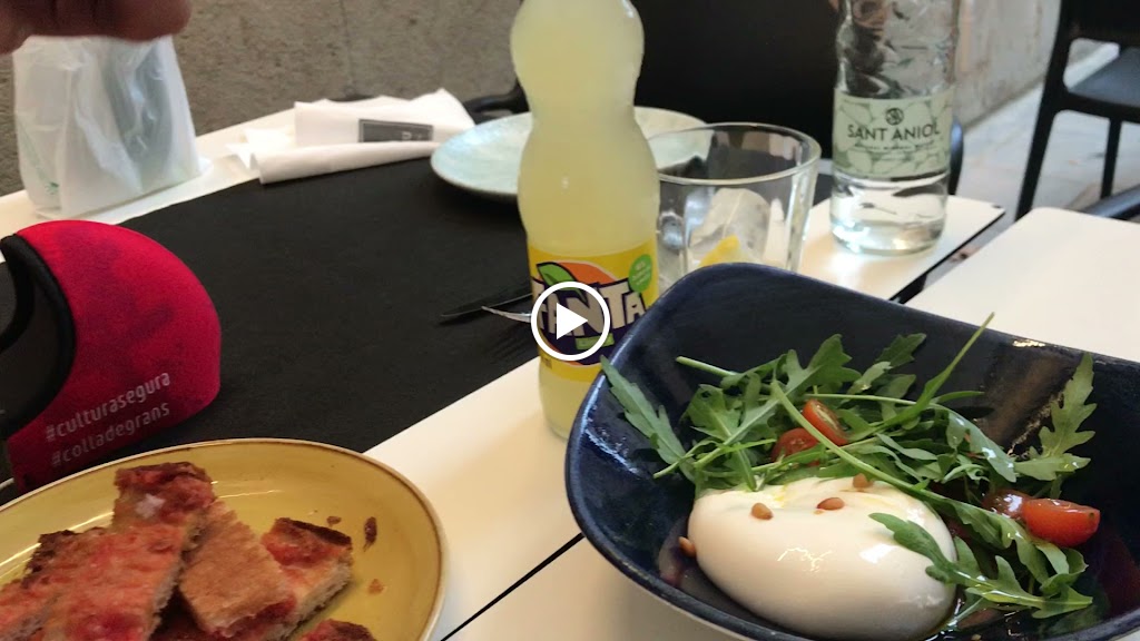Restaurant Can Kiku — Videos