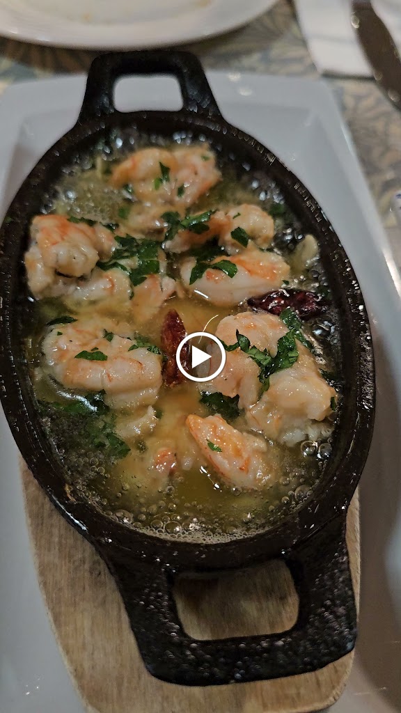 Restaurante Bodegon Lagunetas — Videos
