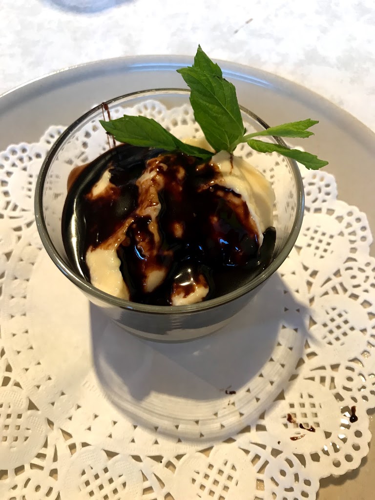 Kafka Cafeteria — Comida y bebida