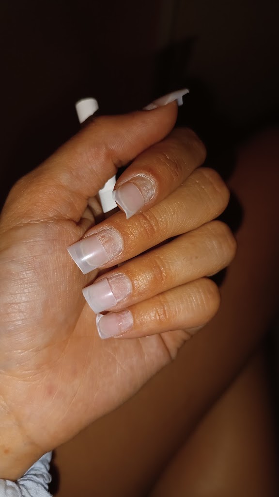 Unas Liqing — Manicura