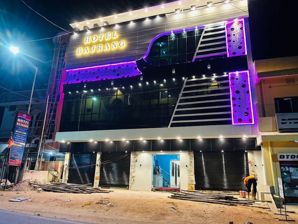 Hotel Bajrang