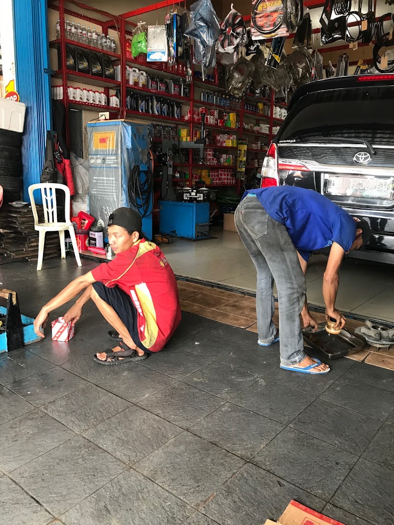 Bengkel Mobil JTT