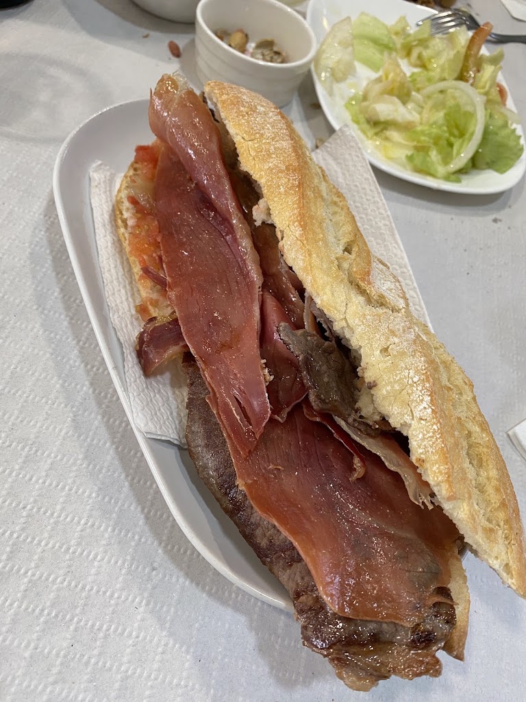 La Rotonda — Comida y bebida