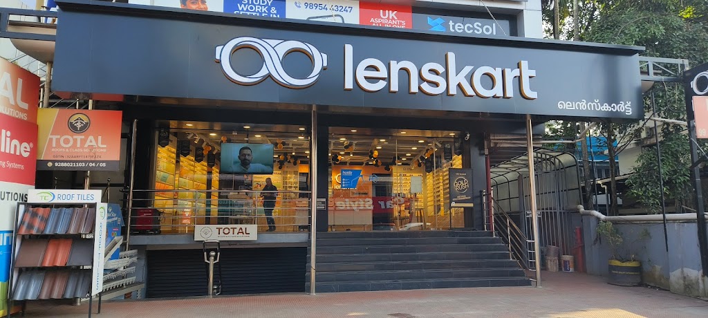 Lenskart Com At Padivattom Cochin