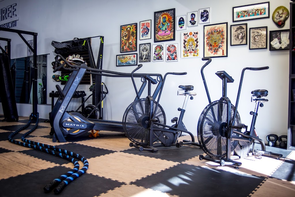  Circuit Three Fitness / Kickboxing