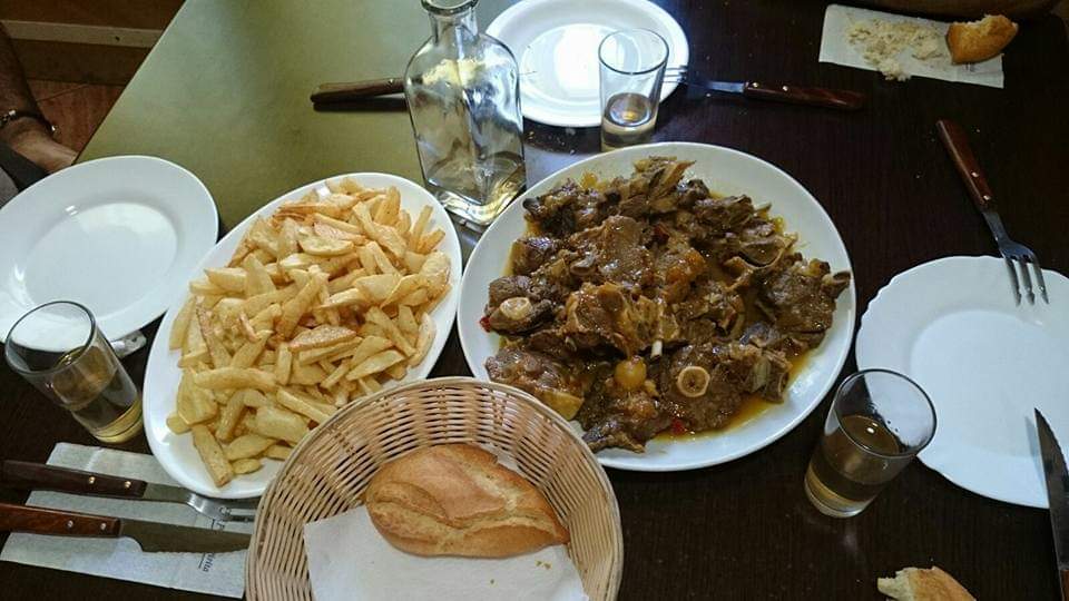 Bar Ovidio — Comida y bebida