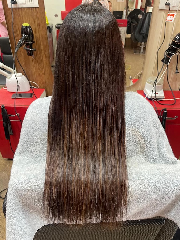 Unique Creation Aesthetic Salon Academy