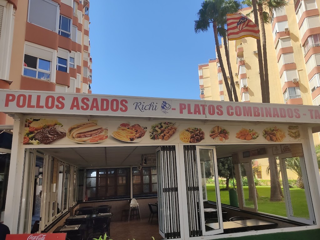 Asador De Pollos Burguer Richi