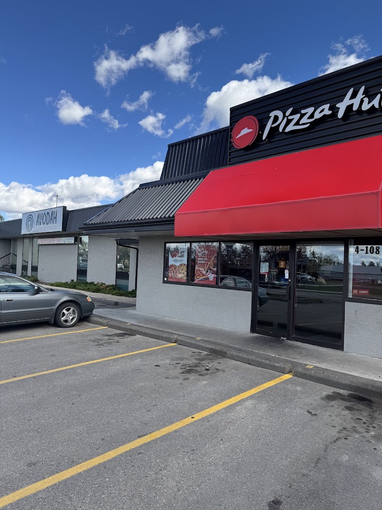 Pizza Hut in Airdrie