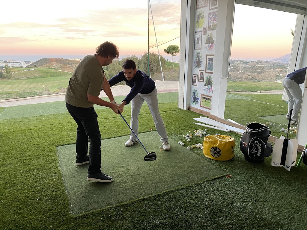 Jaime Barcena Golf School