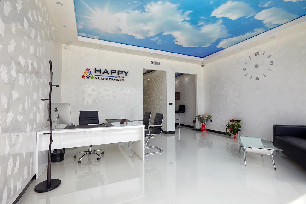 Happy Group Rentacar — Interior