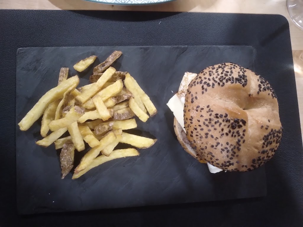 Restaurante El Regust — Sandwich de pollo