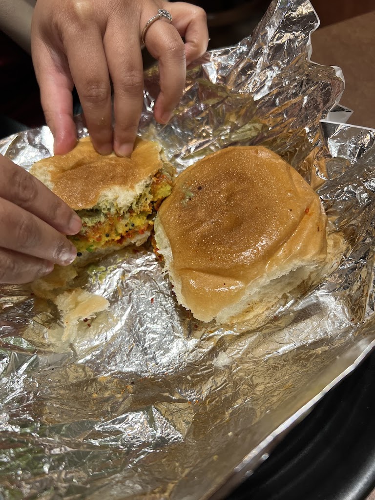 Vada pav