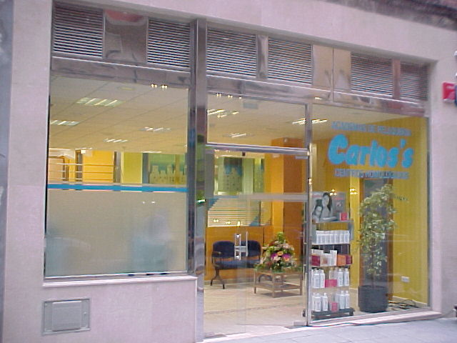 Escuela de peluqueria Carlos's