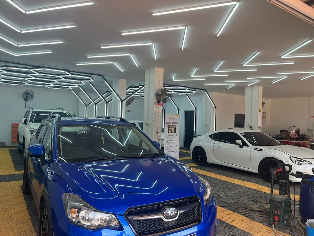 OTOPIA Batam 3 Golden City - Nano Coating & Detailing