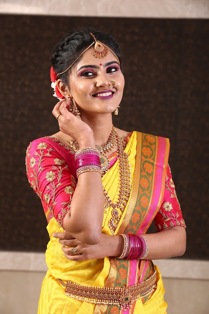 Keekee S Beauty Point Professional Makeup Artist Hairstylist Beautician