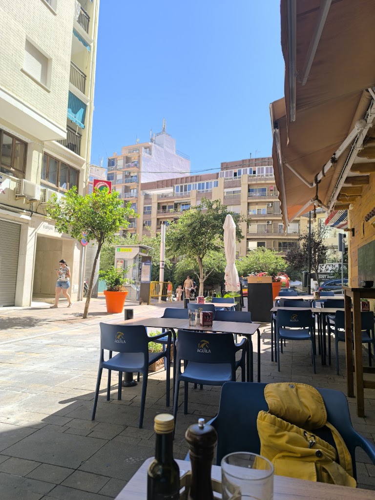Meson Braseria SABOR JAMON. — Ambiente