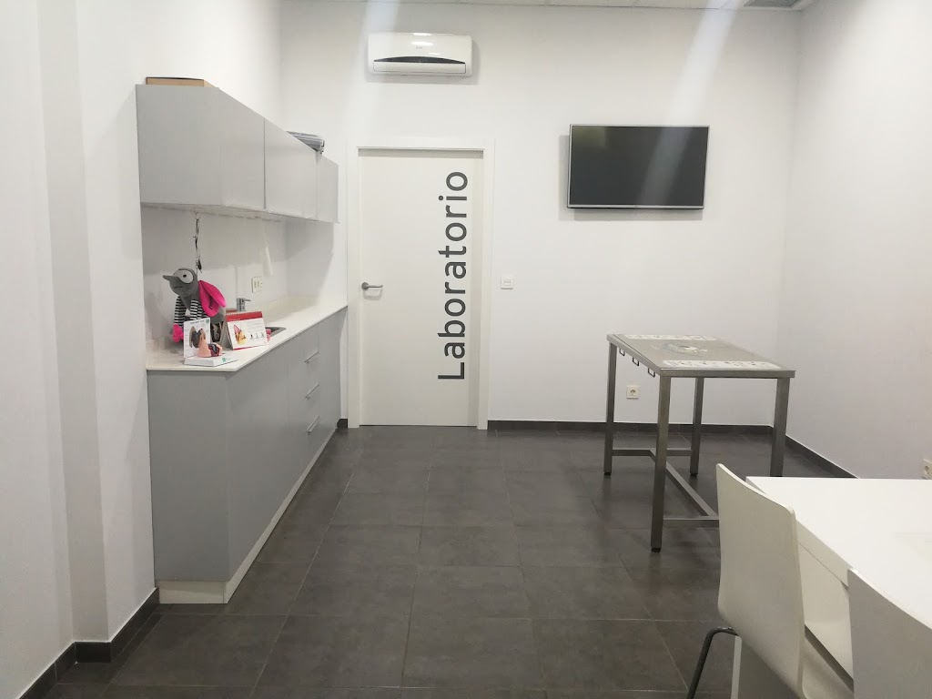 CENTRO VETERINARIO PONTEAREAS S.L