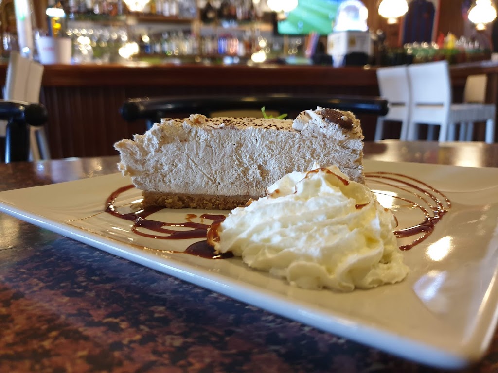 Bar Bocaccio — Comida y bebida