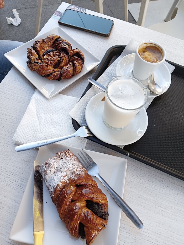 Cafeteria GRANIER — Cafe