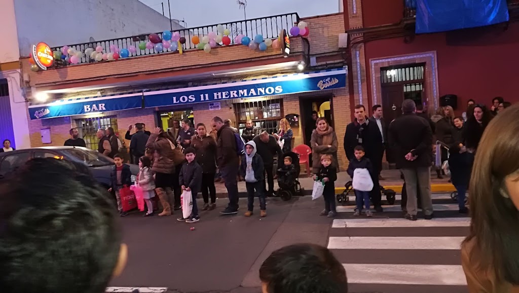 Bar Los 11 Hermanos — Del propietario