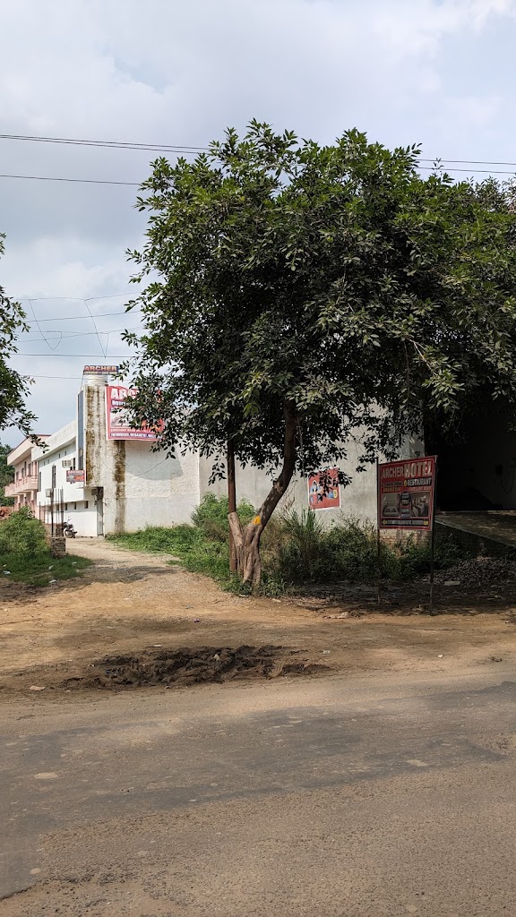 Archer Hotel