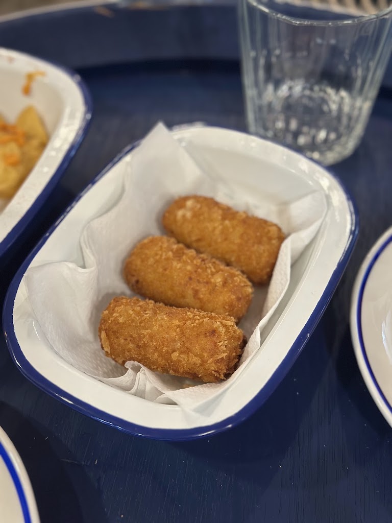 Ultramarins TARAMBANA — Comida y bebida