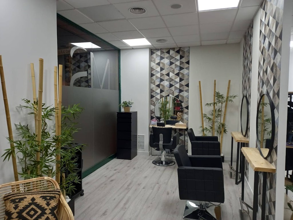 MS Perruquers — Interior