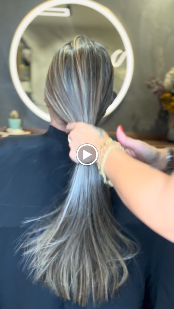 Peluqueria, salon de belleza y centro de estetica Eli — Videos
