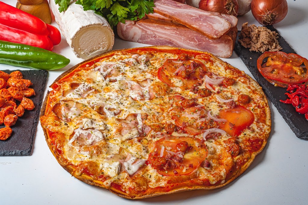 Pizza y Tarta — Comida y bebida
