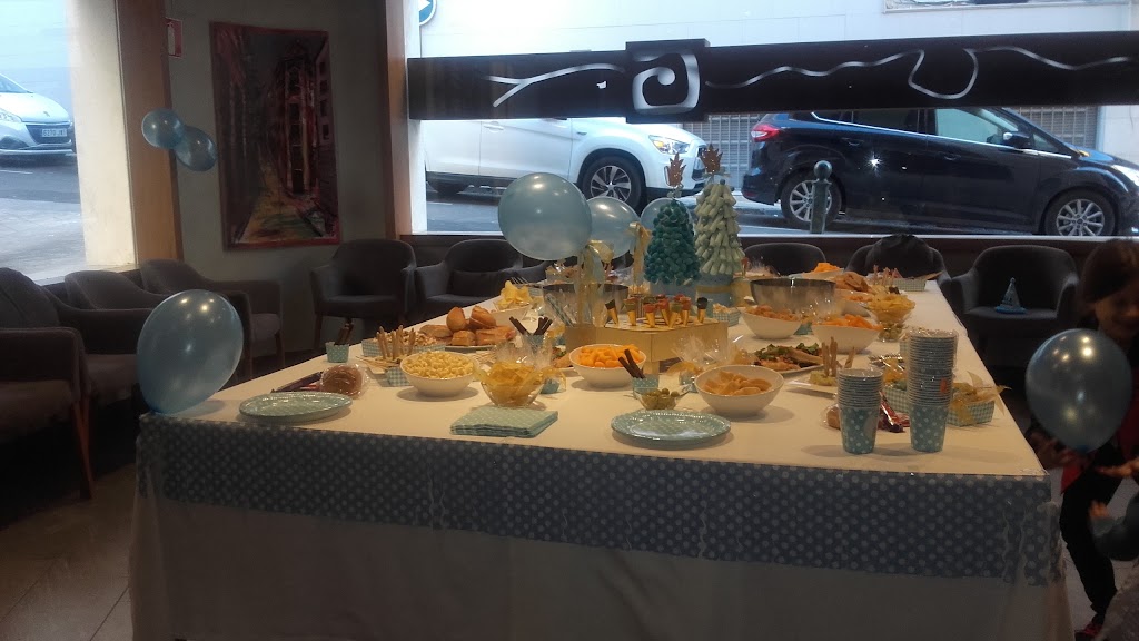 Residencia de la Tercera Edad Pintor Emilio Sala — Comida y bebida