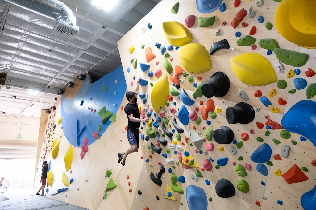  Sender One Climbing - Training Center