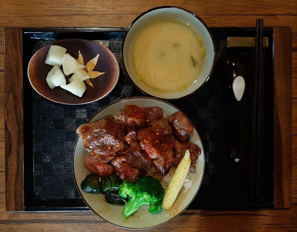 鳳鳴 日式串燒&丼飯 的照片