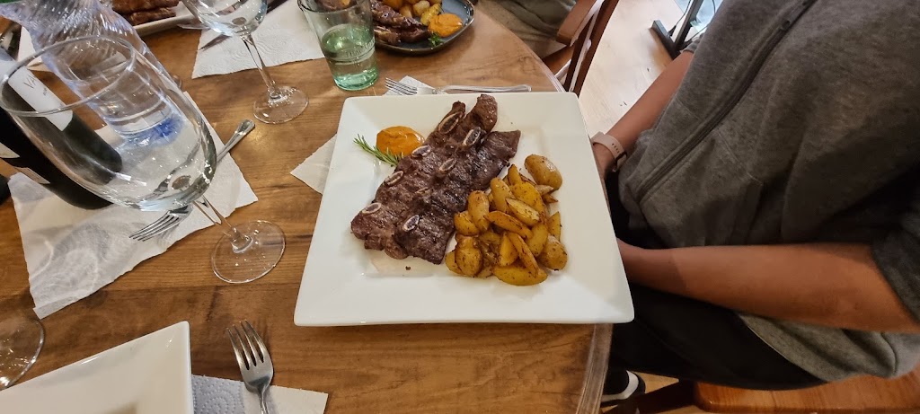 Garden Calafell — Churrasco