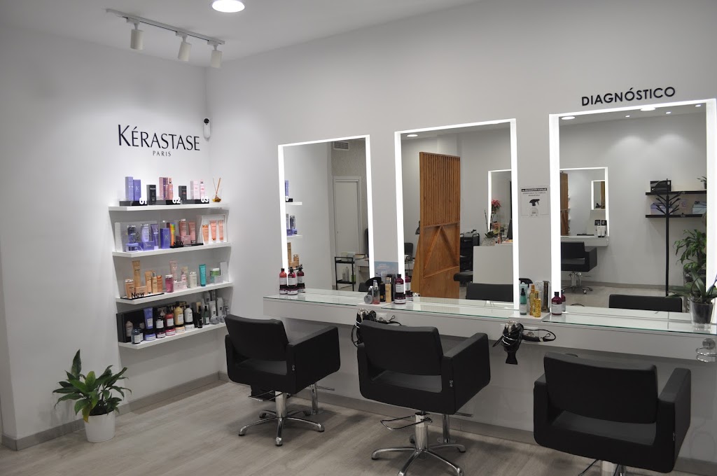 Peluqueria y estetica Kardenas Beauty Experience — Interior