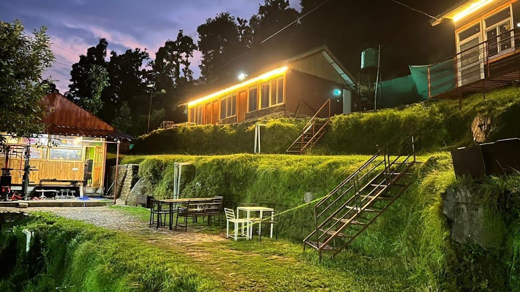 Kareri Cottages
