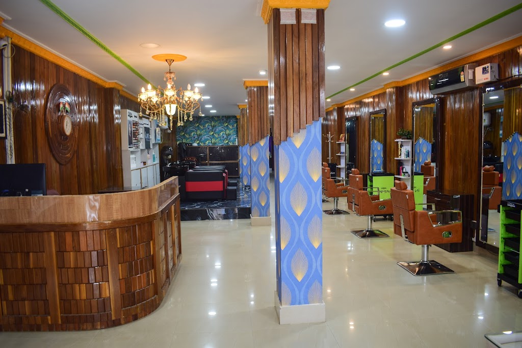 Amo S Unisex Spa Salon