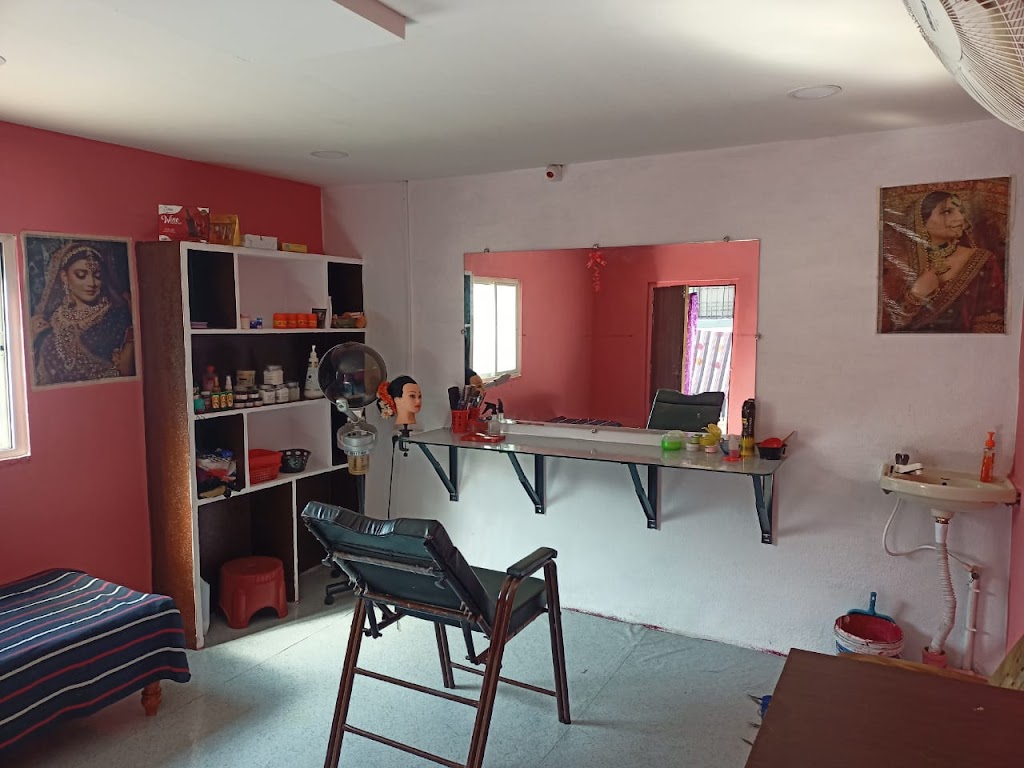 Pooja Beauty Parlour