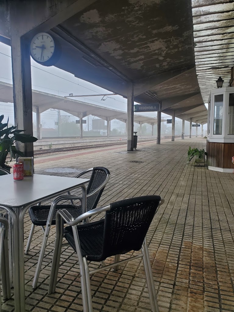 Bar Restaurante Estacion FFCC — Ambiente