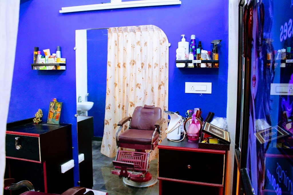 Lady Like Beauty Parlour And Classes