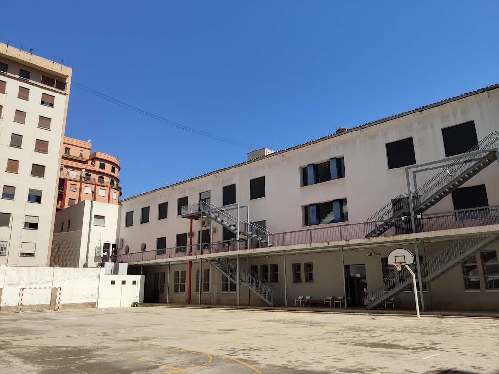 Residencia Juvenil Mare de Deu del Lledo